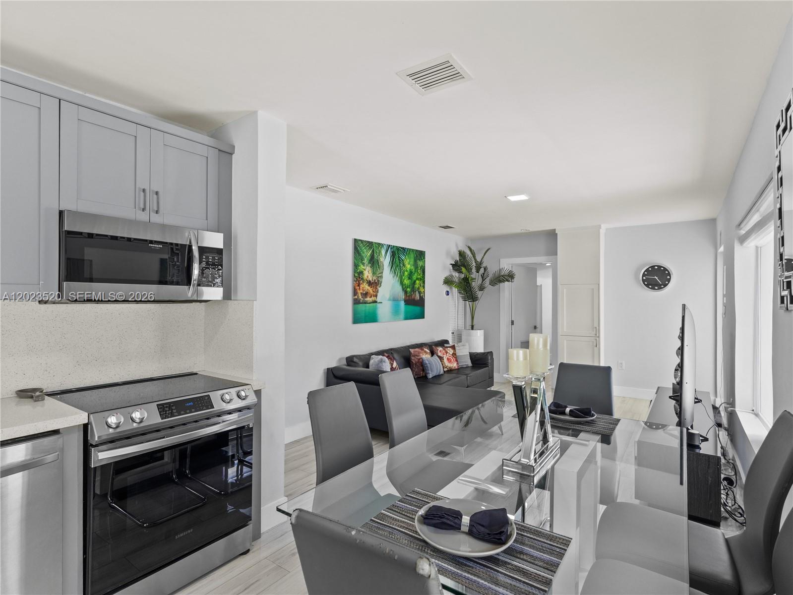 Property photo # 8