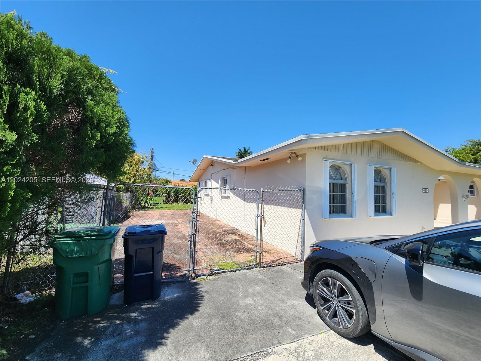 Property photo # 4