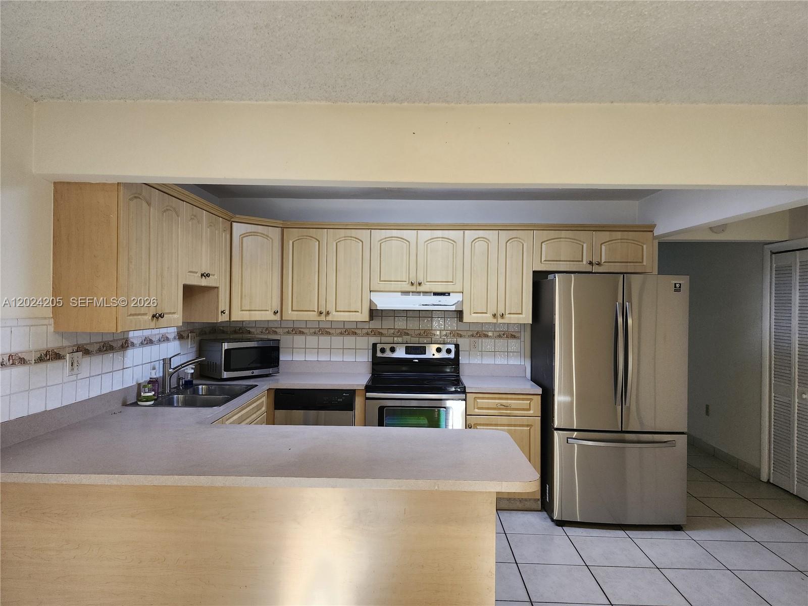 Property photo # 7