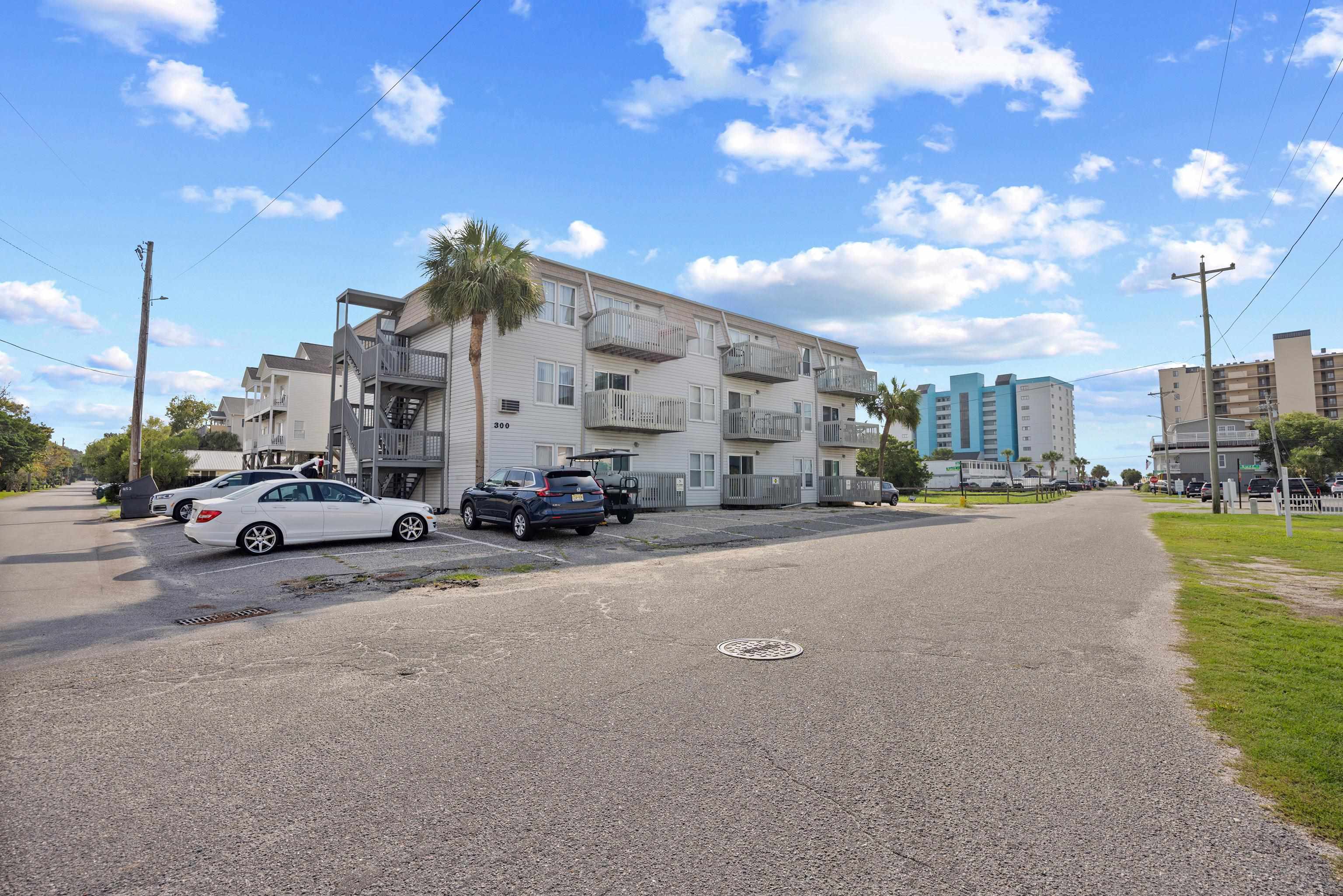 Photo 3 of Condo for sale at 300 47th Avenue S #1E, North Myrtle Beach, SC 29582 | MLS# 2613318 | Listing updated on 2026-09-18