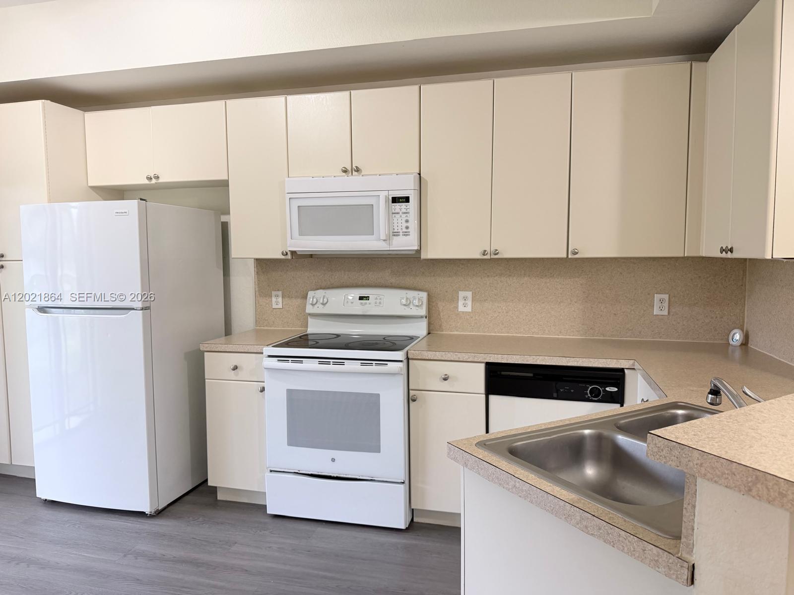 Property photo # 5