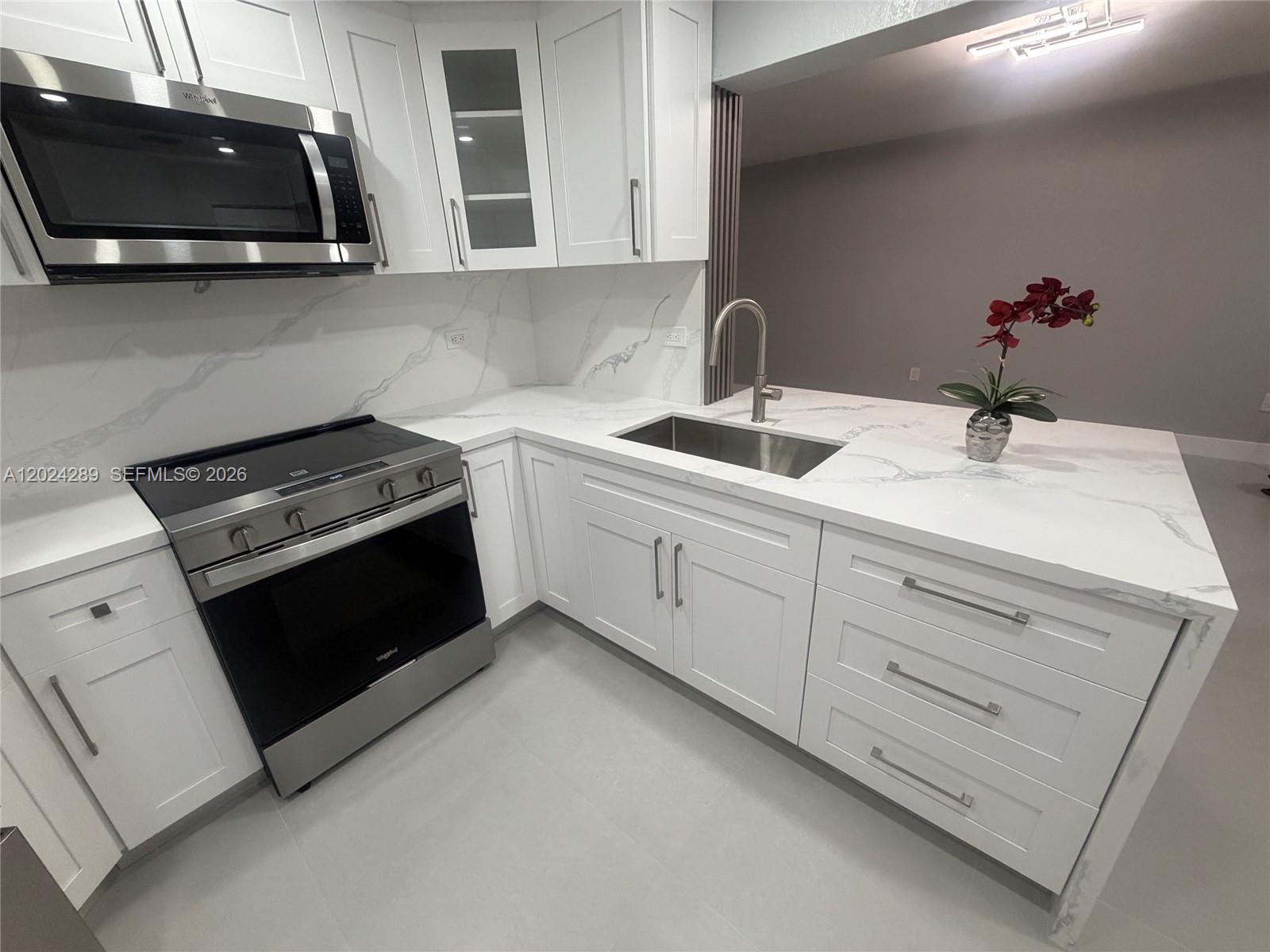 Property photo # 6
