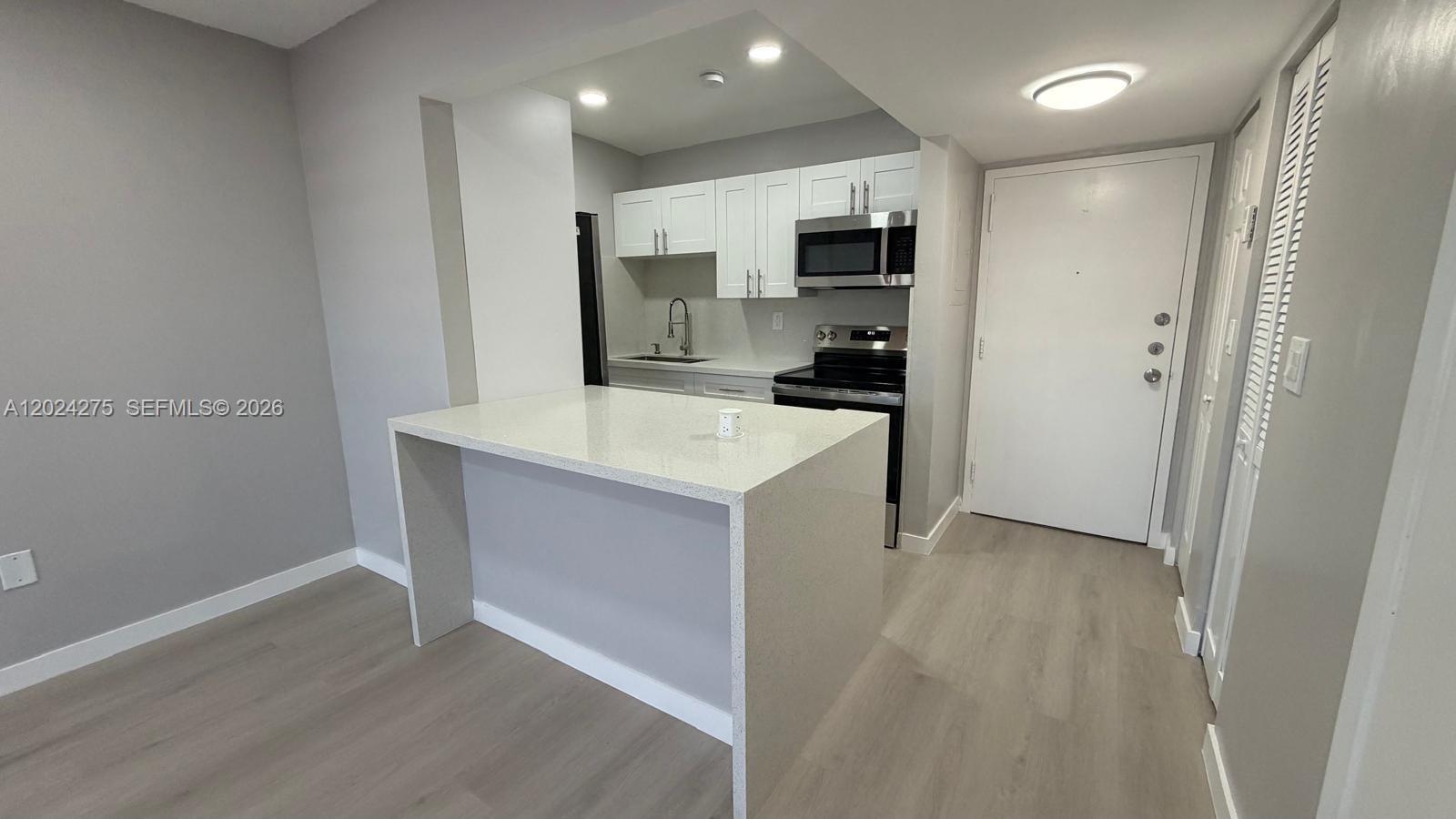 Property photo # 9