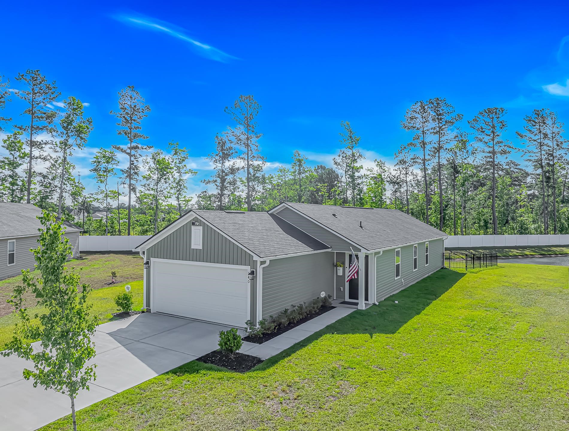 240 Birchwood Dr. Longs, SC 29568