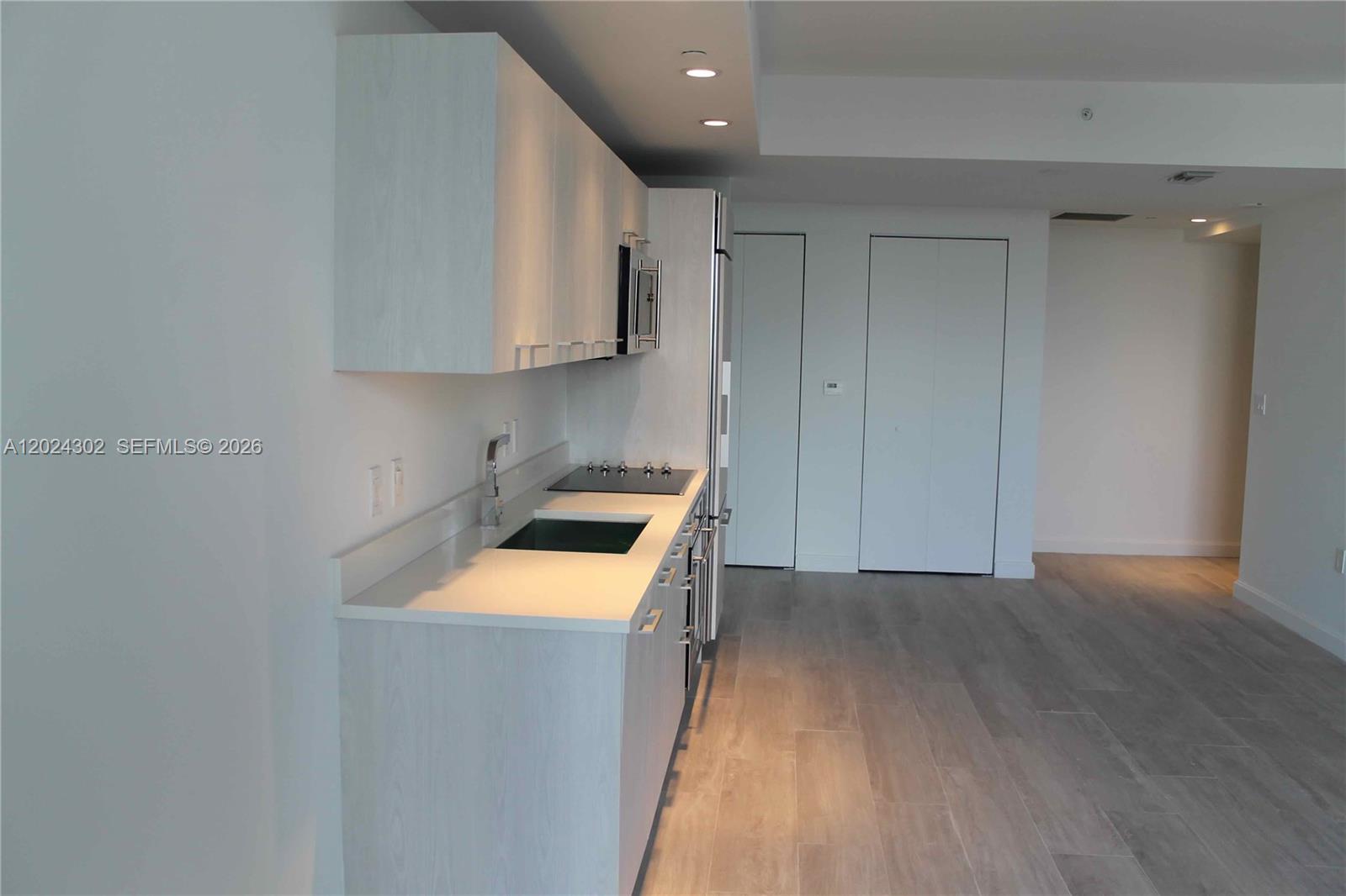 Property photo # 8