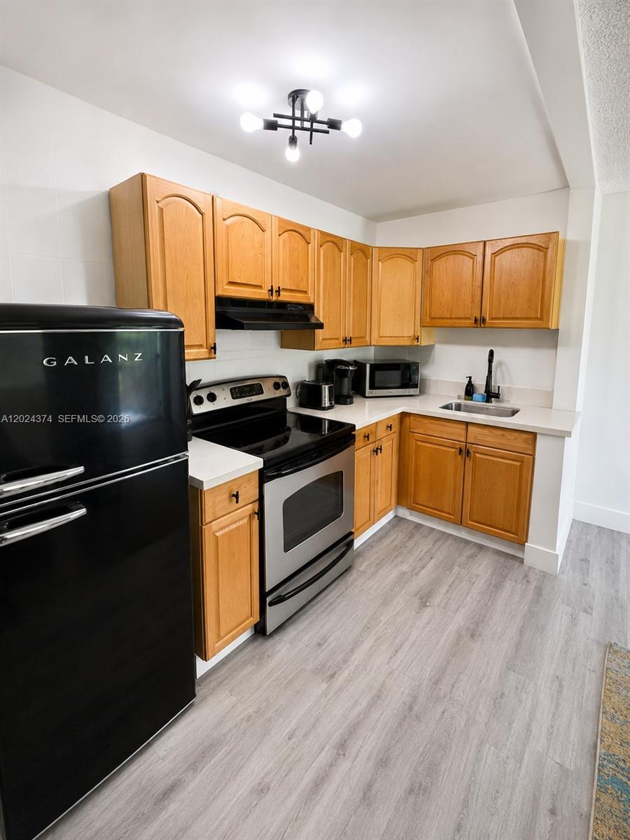 Property photo # 6
