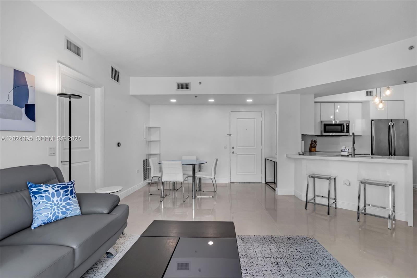 Property photo # 6