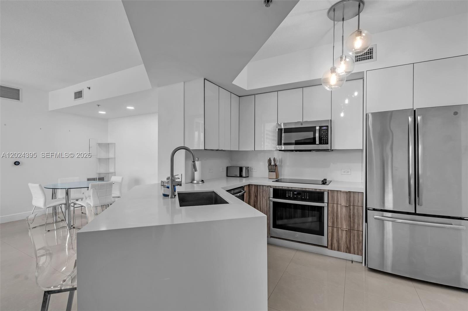 Property photo # 7