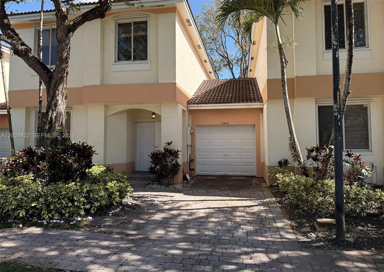 Property photo # 0