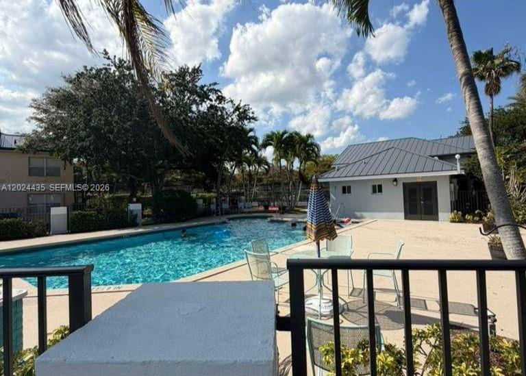 Property photo # 9
