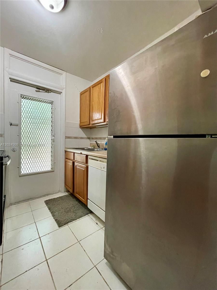 Property photo # 6