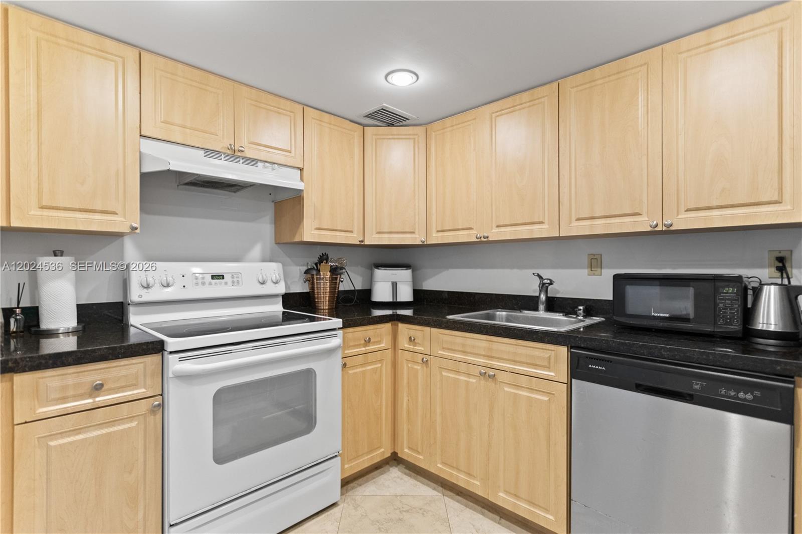 Property photo # 9