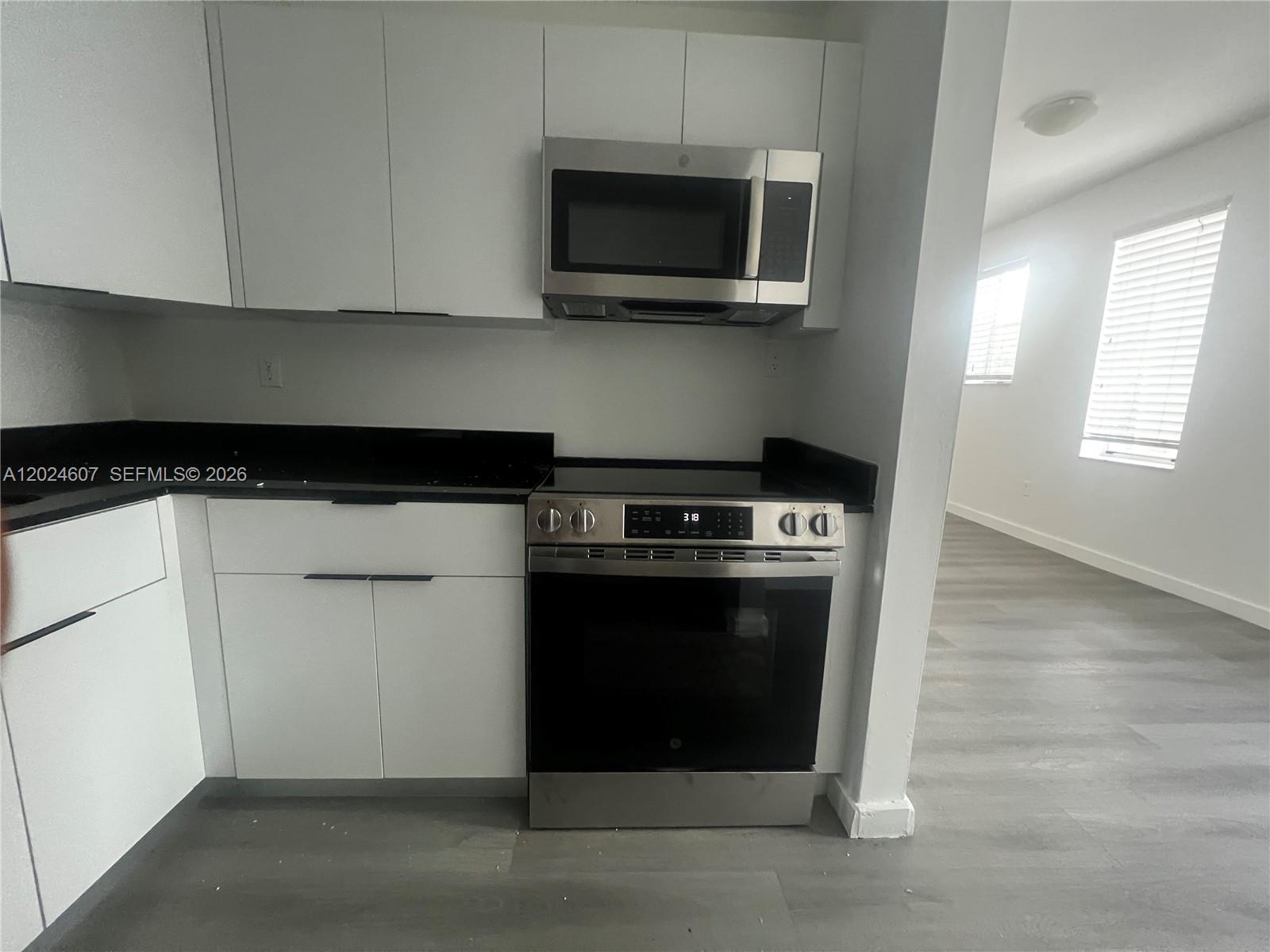 Property photo # 6