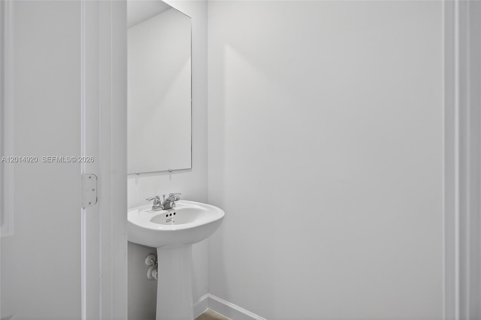 Property photo # 9