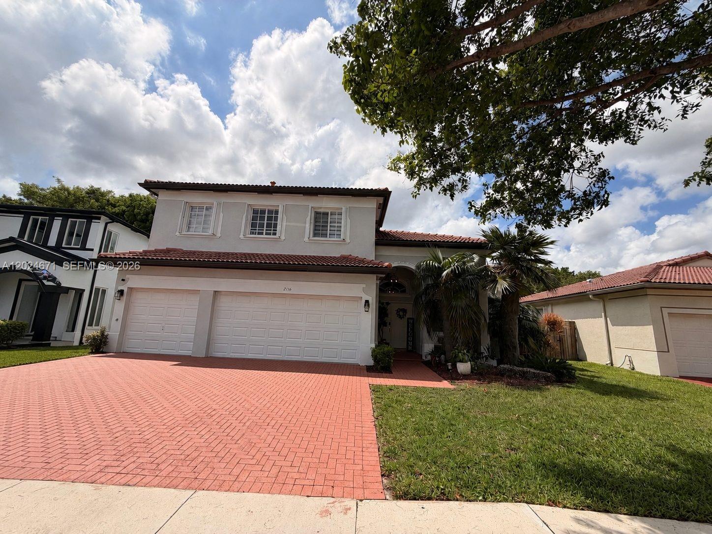 Floridian Bay Estates