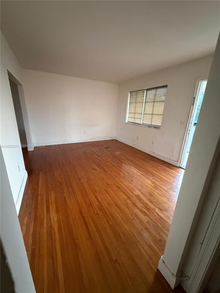 Property photo # 6