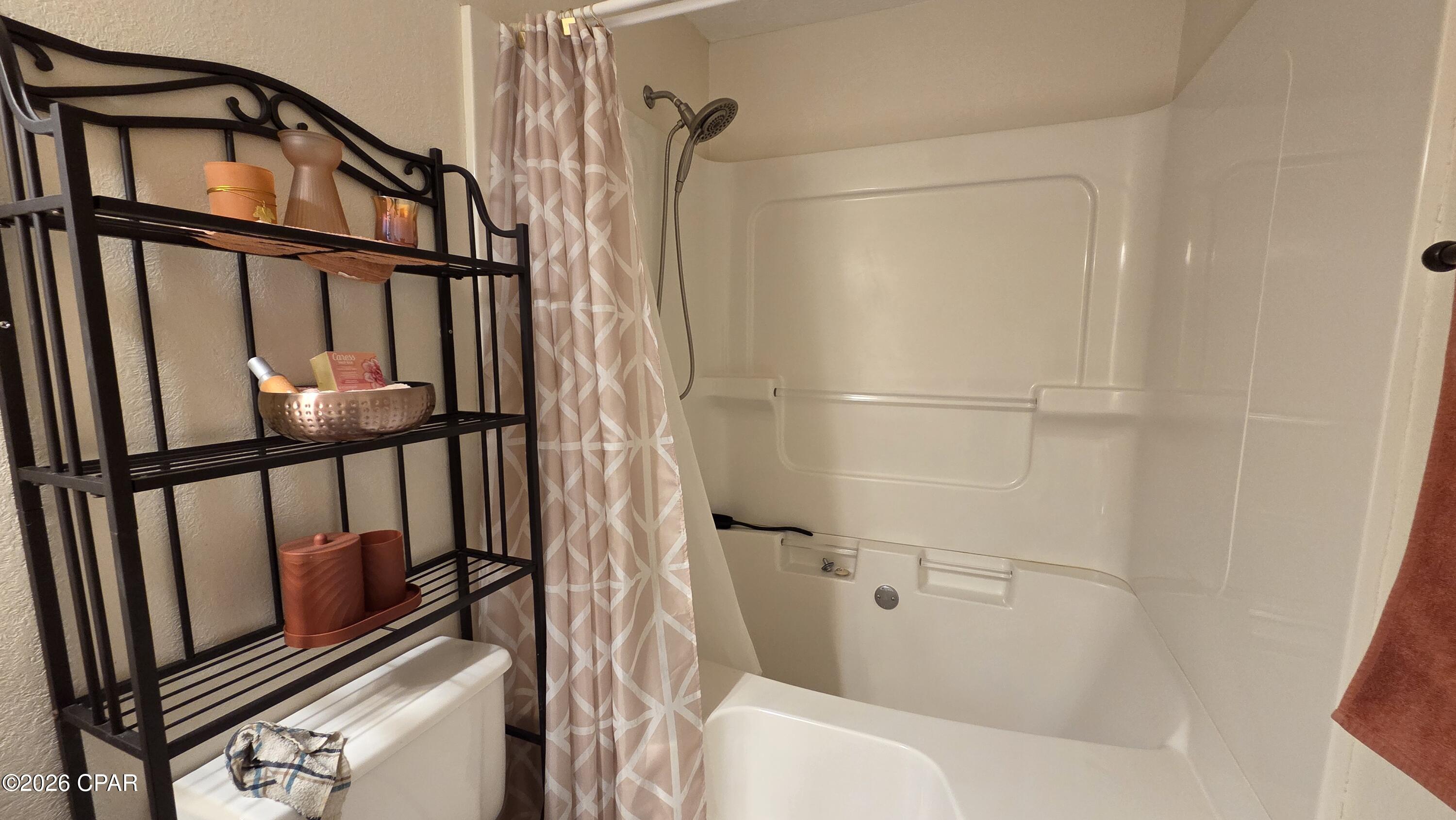210 Grand Island Boulevard, Panama City Beach, FL 32407 thumbnail, photo 9 of 39