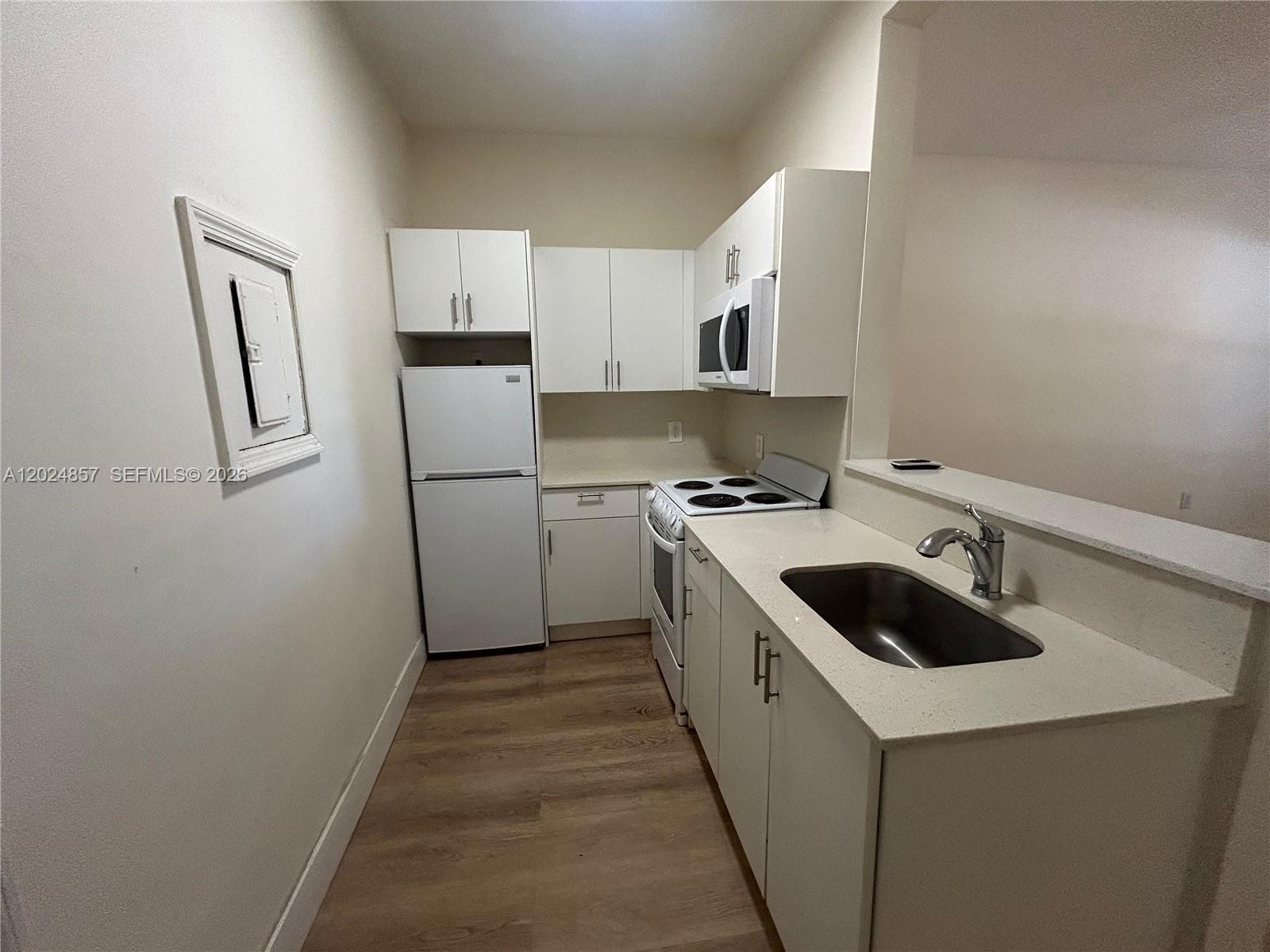 Property photo # 7