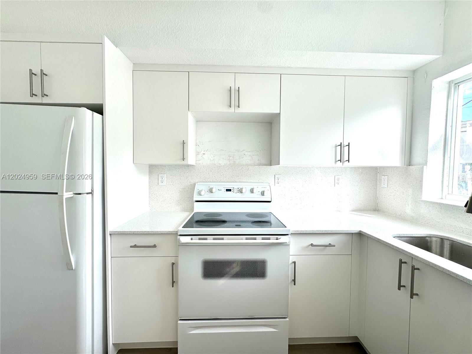Property photo # 4