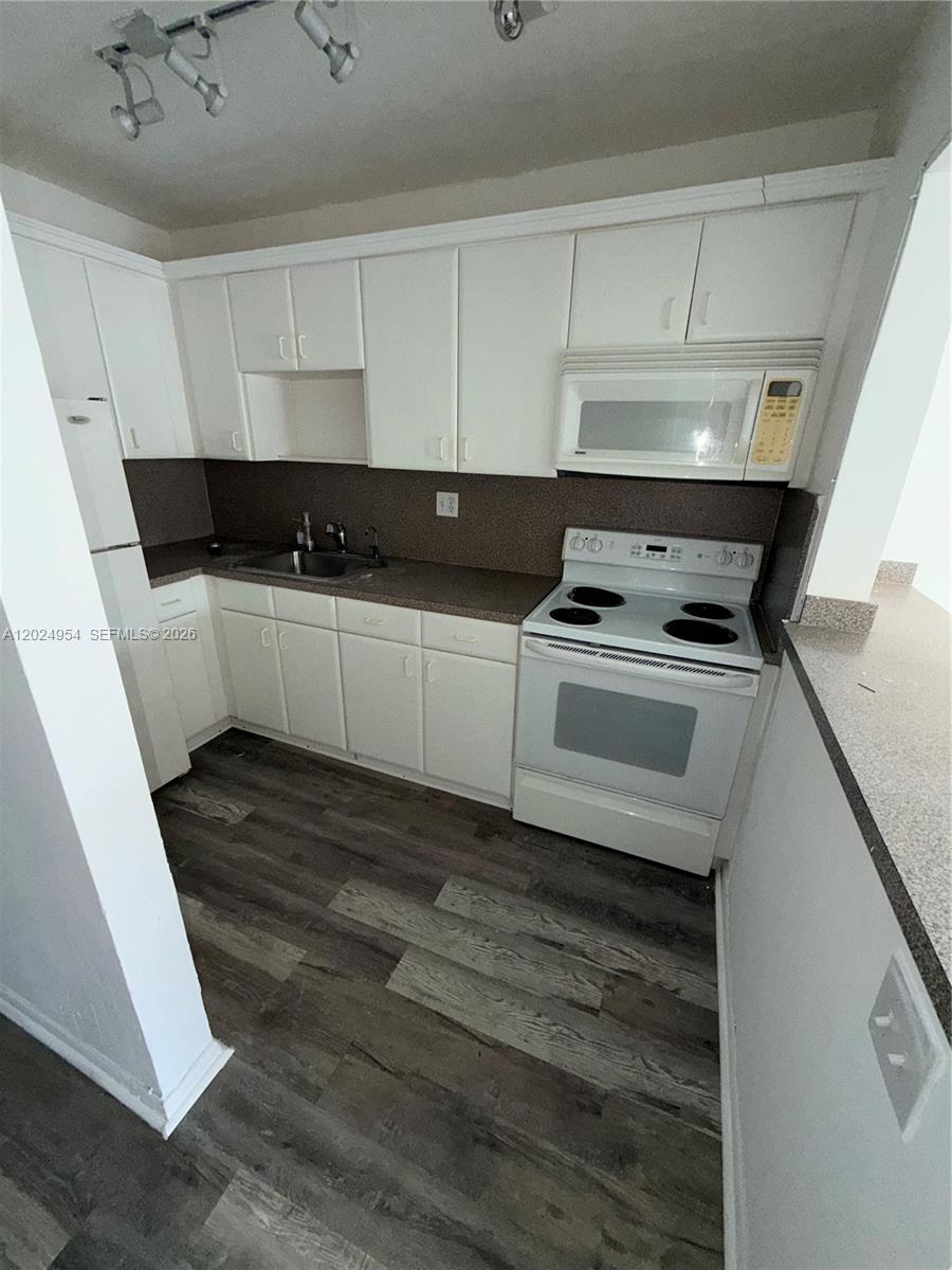 Property photo # 3