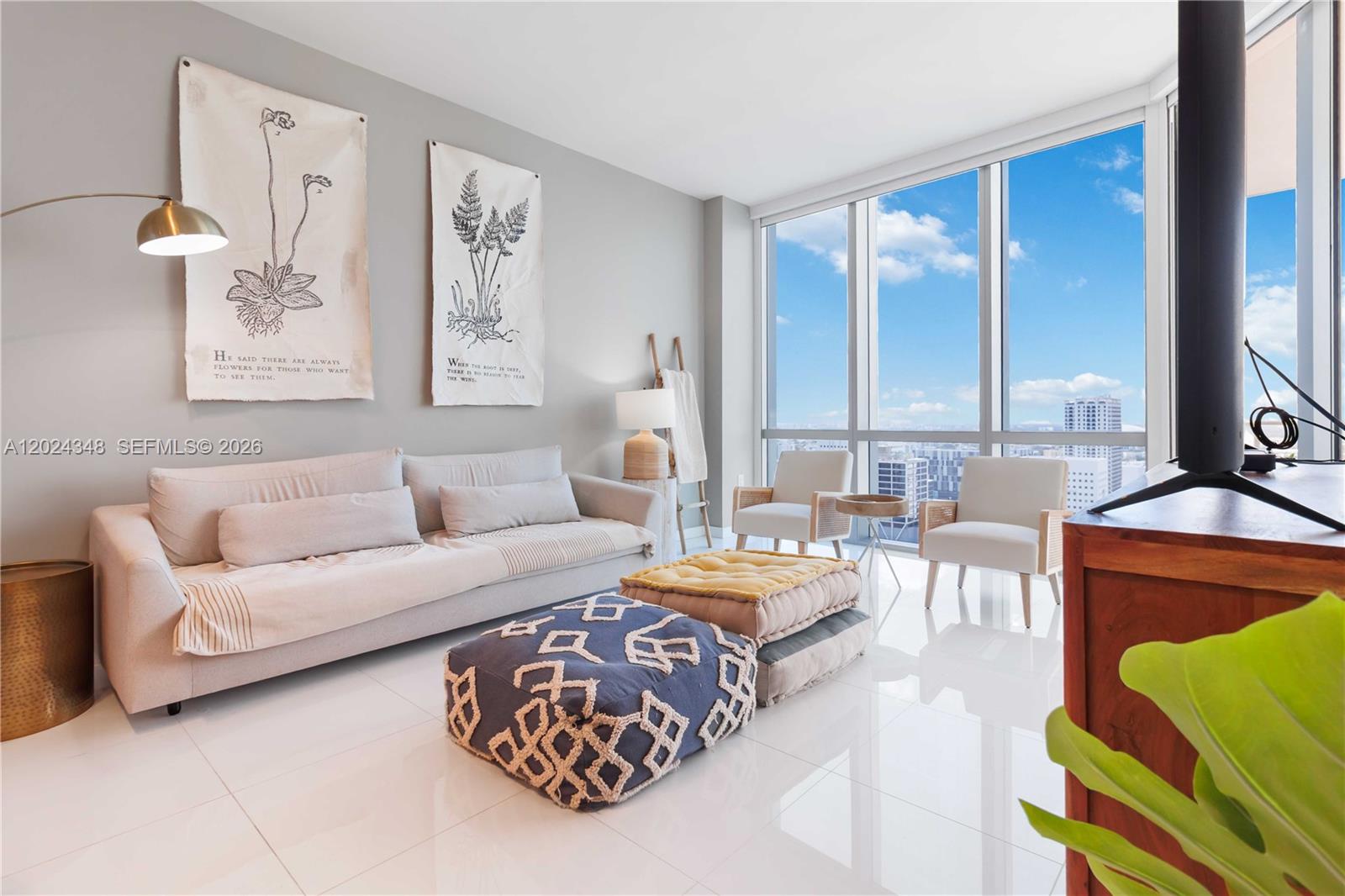 Paramount Miami Worldcent