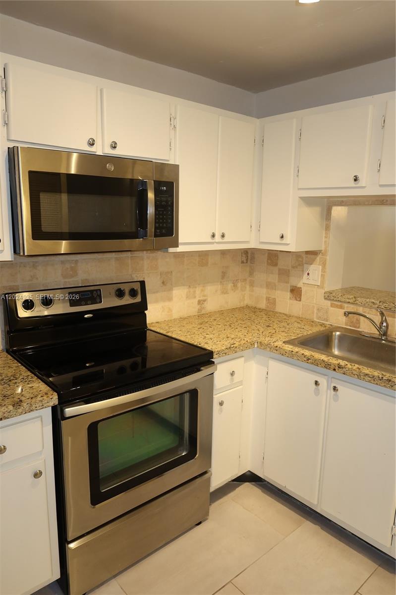 Homes for sale in Miami, FL | 10835 Sw 112th Ave #113, Miami, FL 33176 | MLS# A12024935