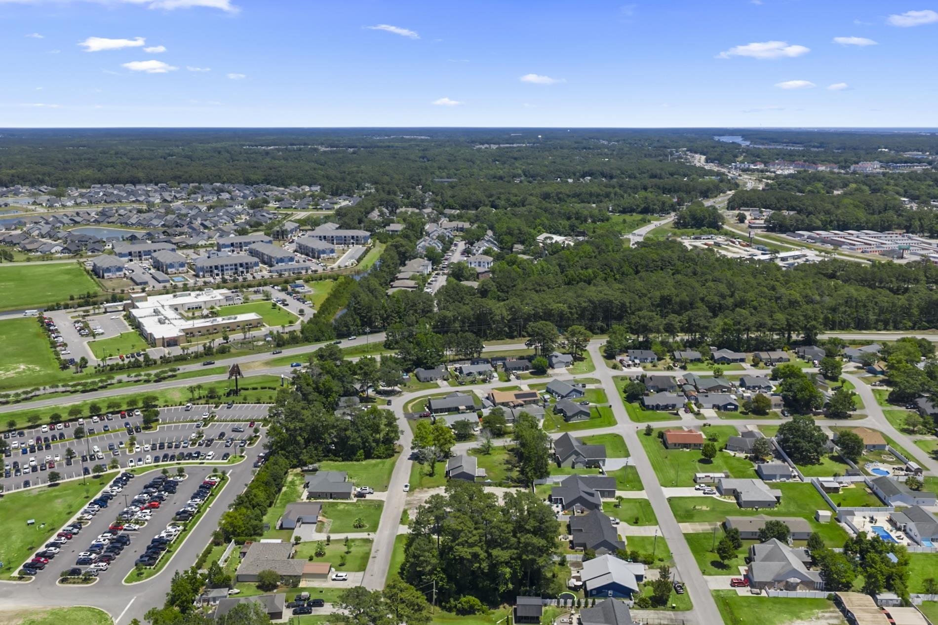 172 Cypress Ln. Little River, SC 29566