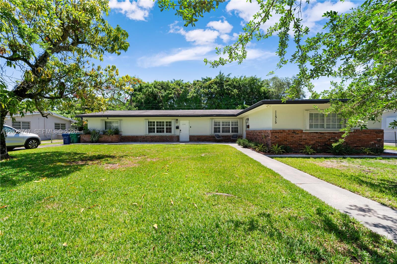Property photo # 0