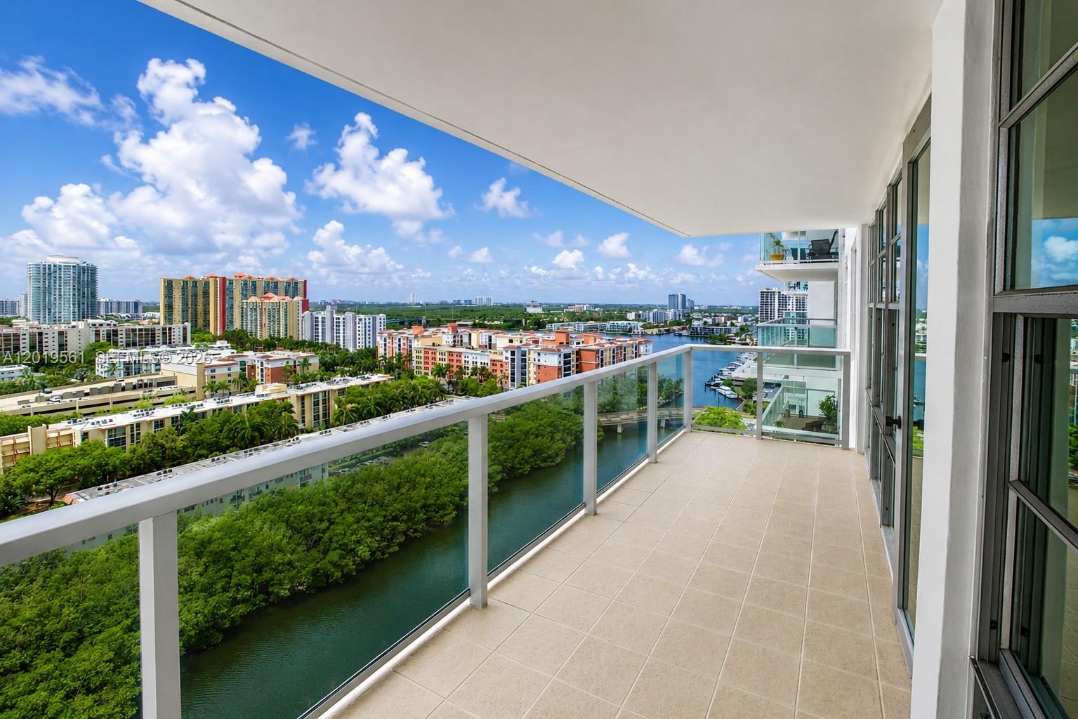 Winston Towers 300 Condo