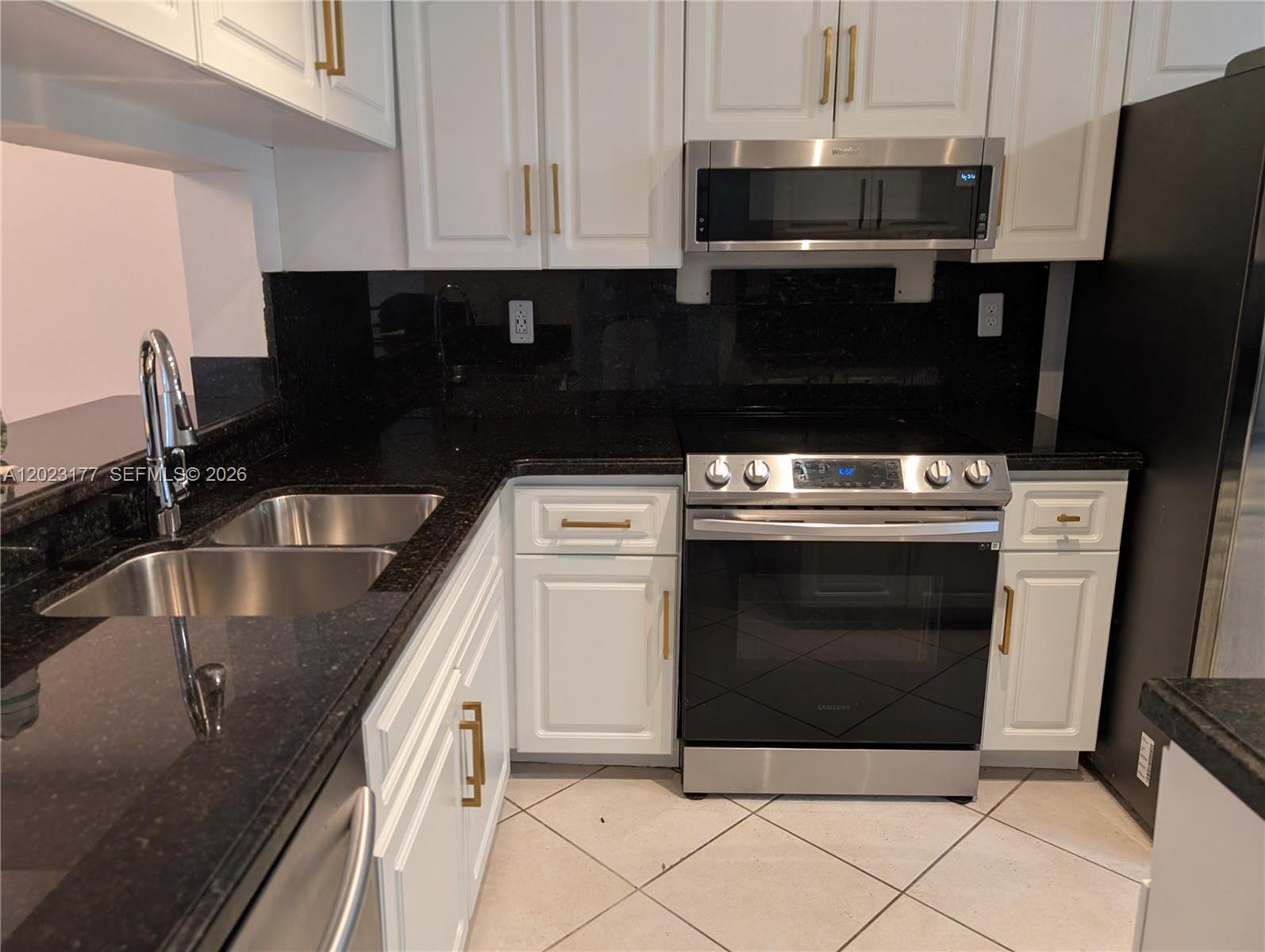 Property photo # 9