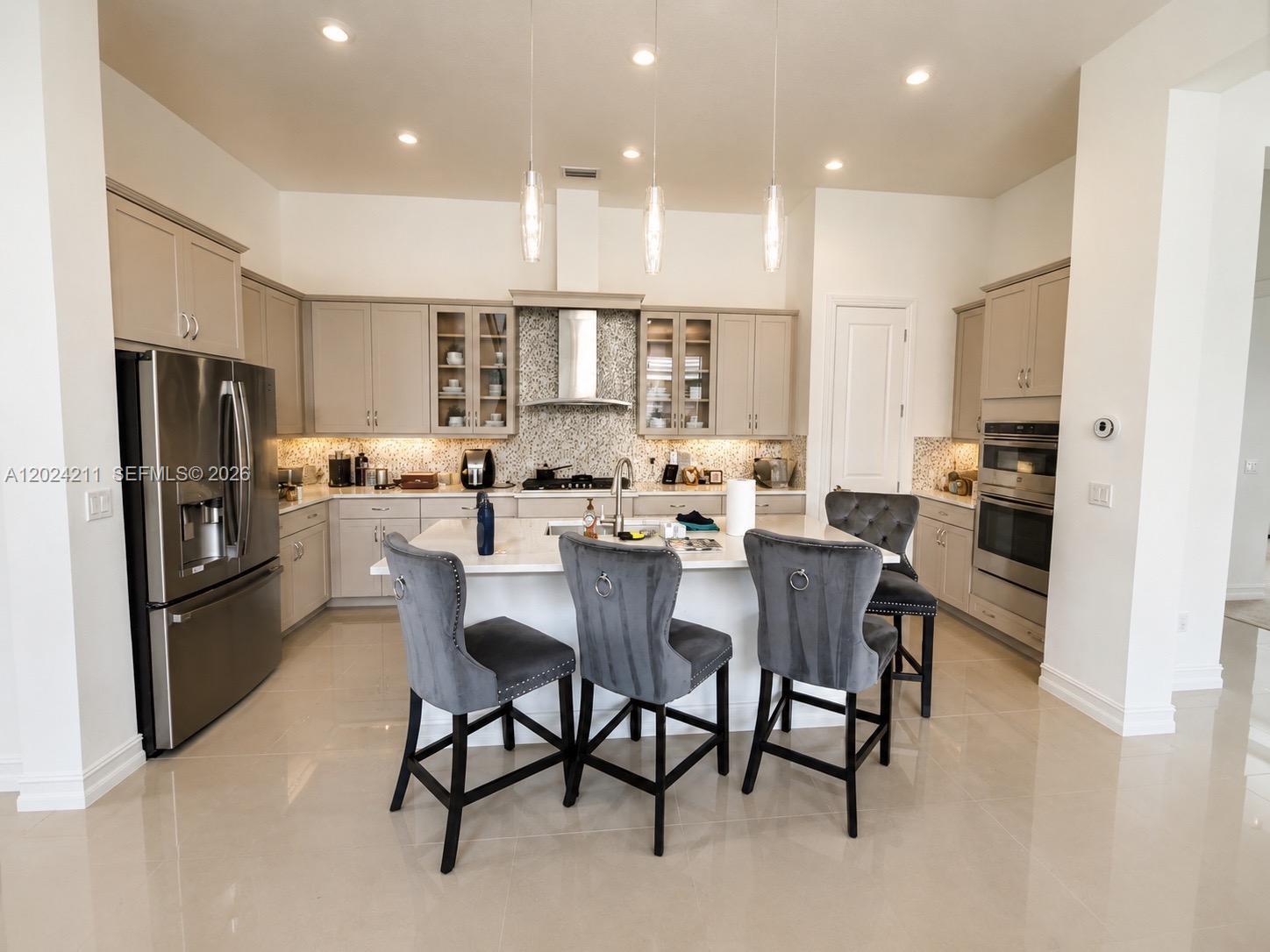 Property photo # 2