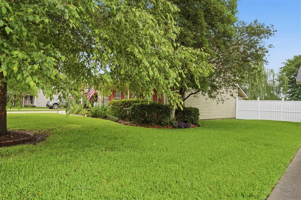 129 Vanessa Avenue — photo 3
