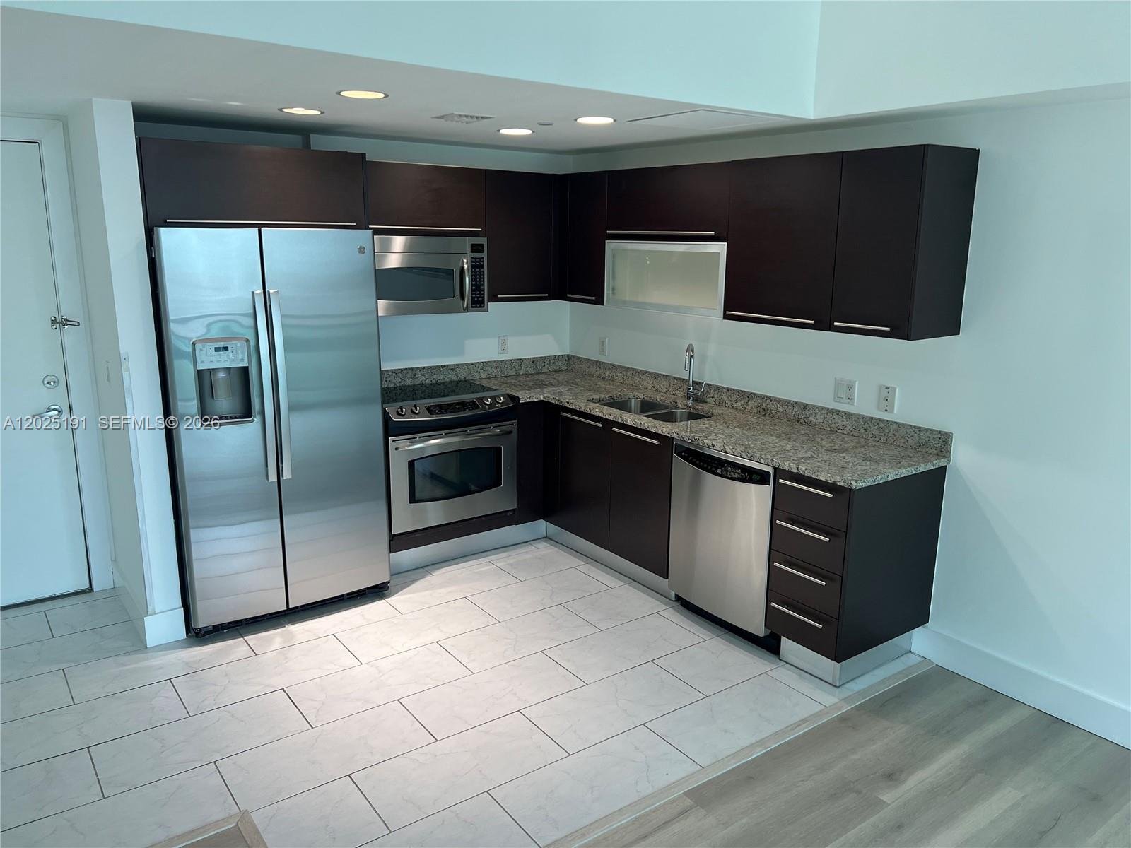 Property photo # 8