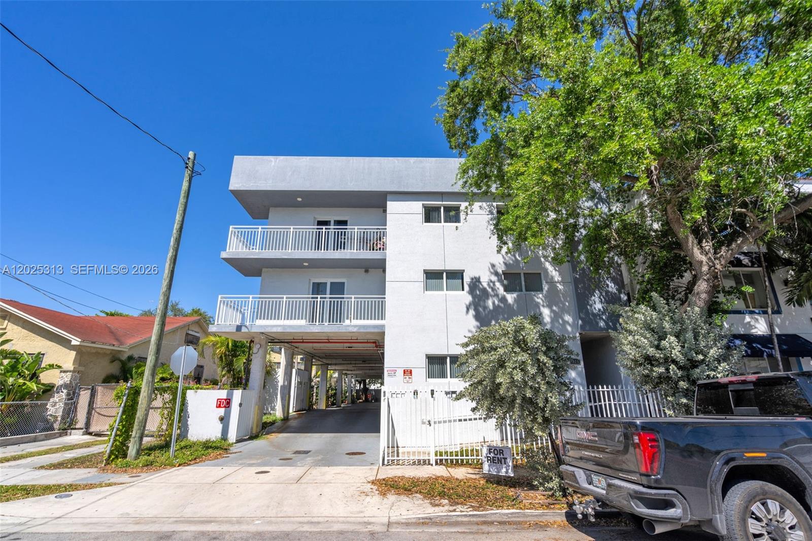 Property photo # 0