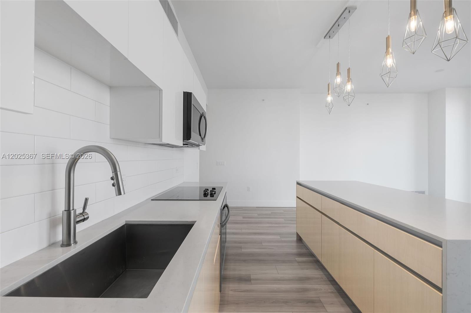 Property photo # 9