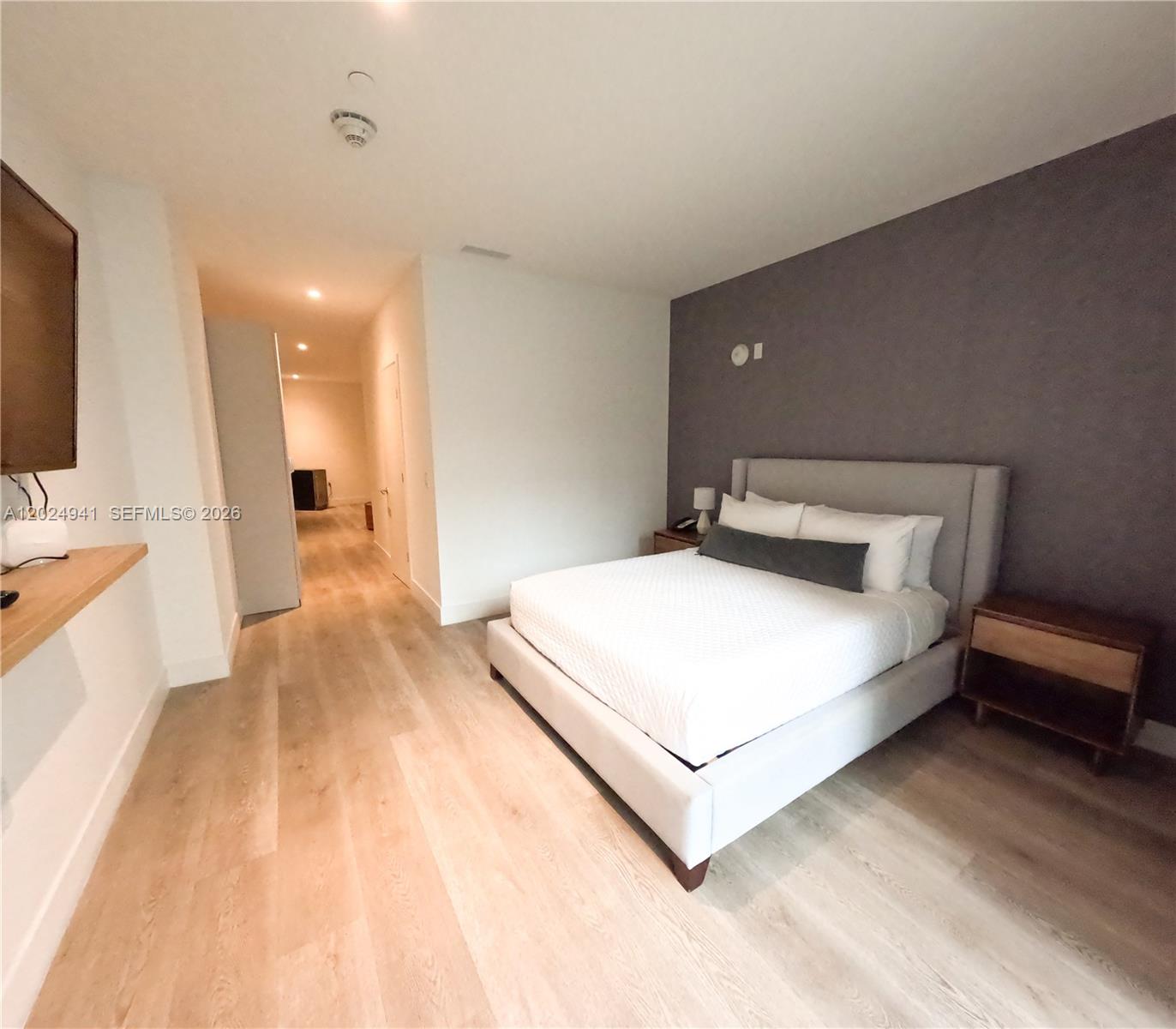 Property photo # 4