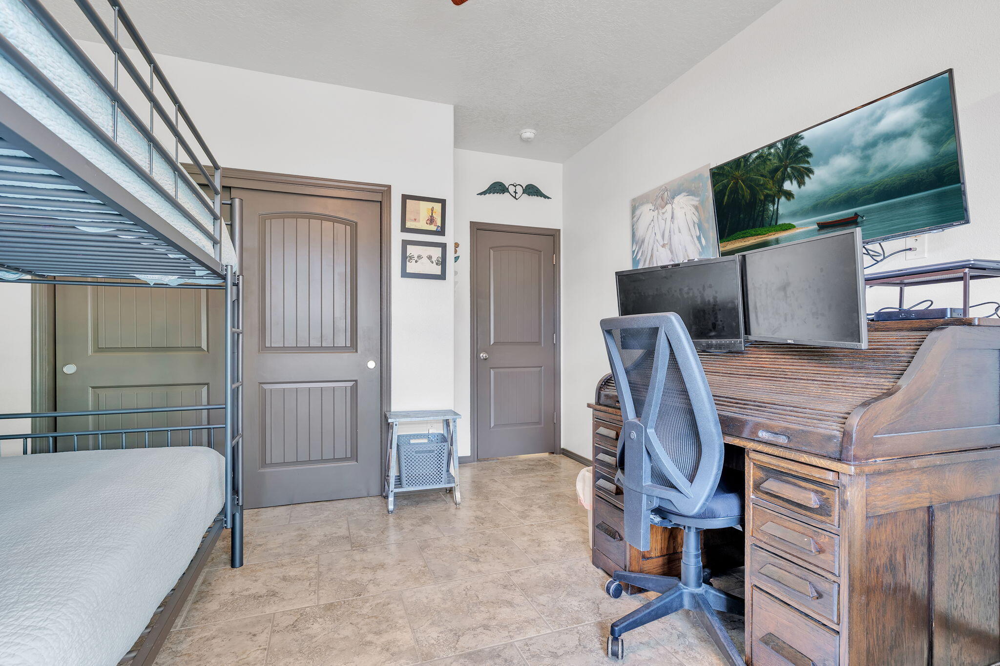 Photo 11 — 7305 Nome Drive NE