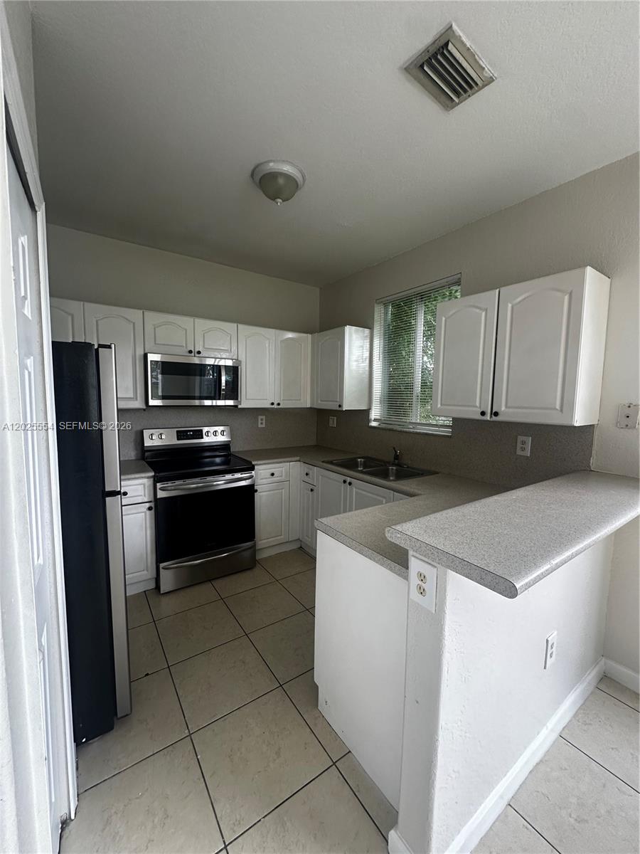 Property photo # 3