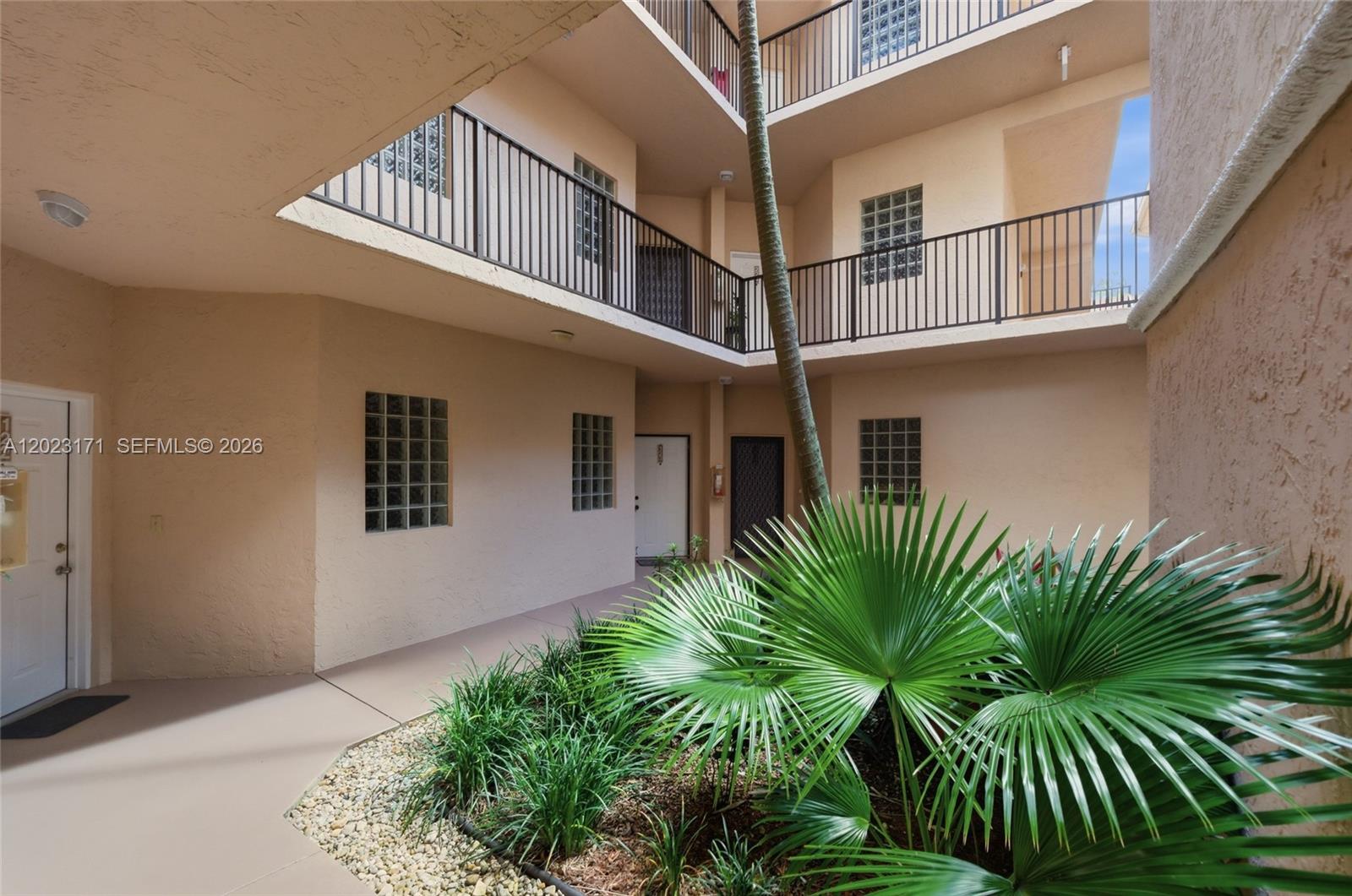 Homes for sale in Coconut Creek, FL | 4111 Coral Tree Cir #327, Coconut Creek, FL 33073 | MLS# A12023171