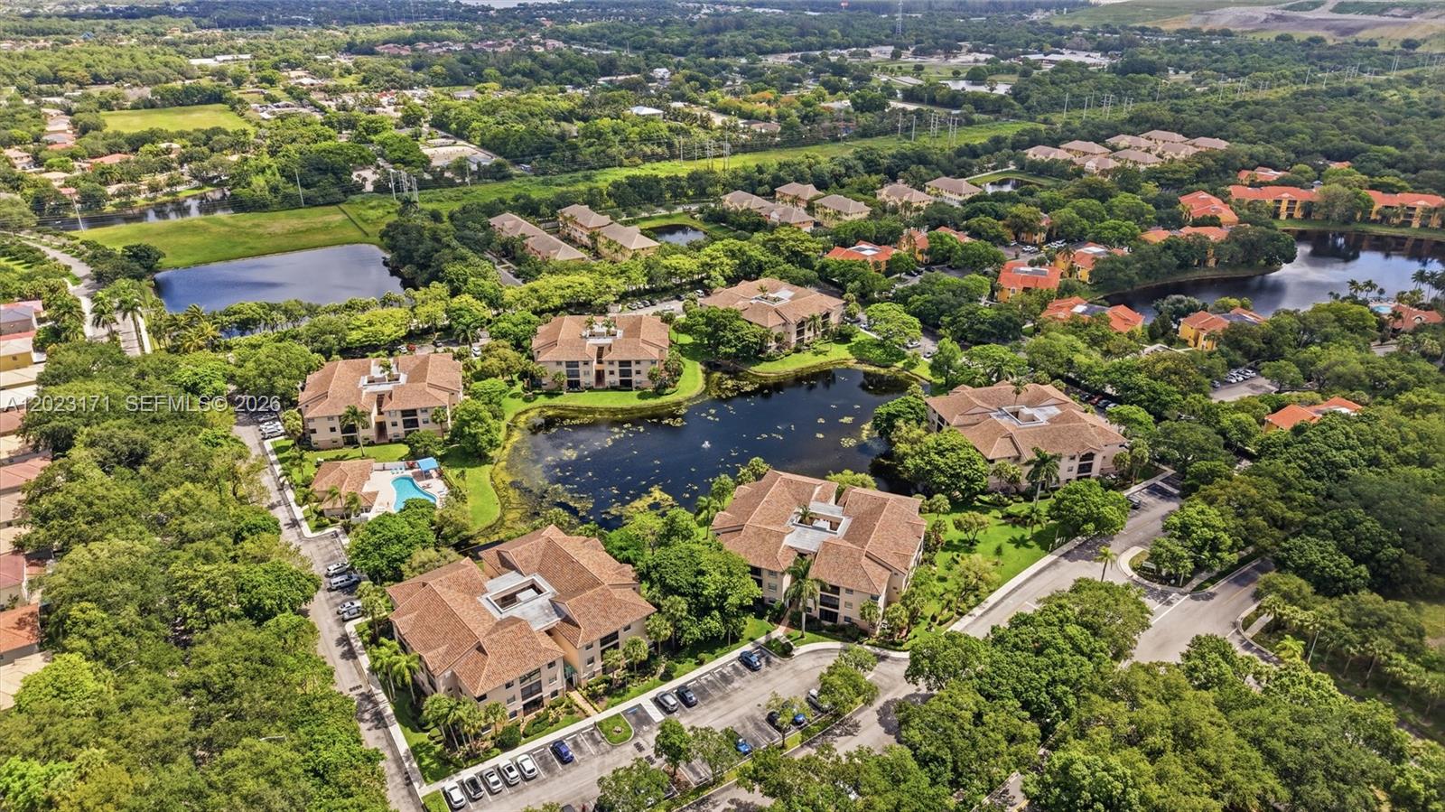 Homes for sale in Coconut Creek, FL | 4111 Coral Tree Cir, Coconut Creek, FL 33073 | Houzeo