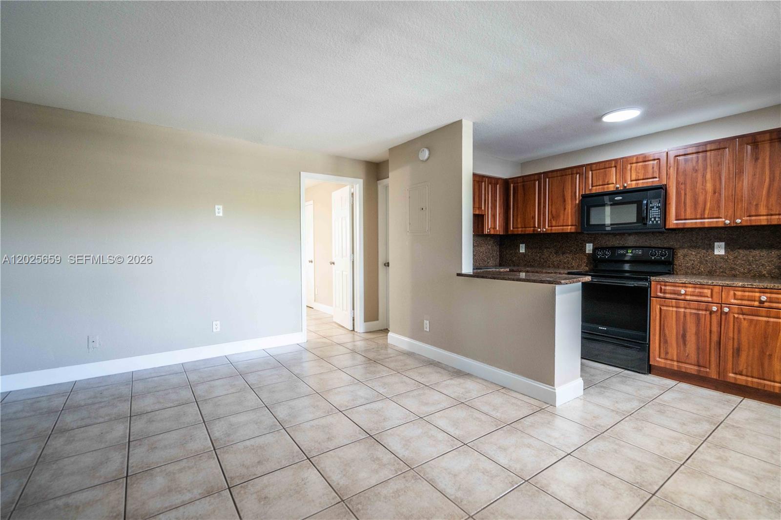 Property photo # 9