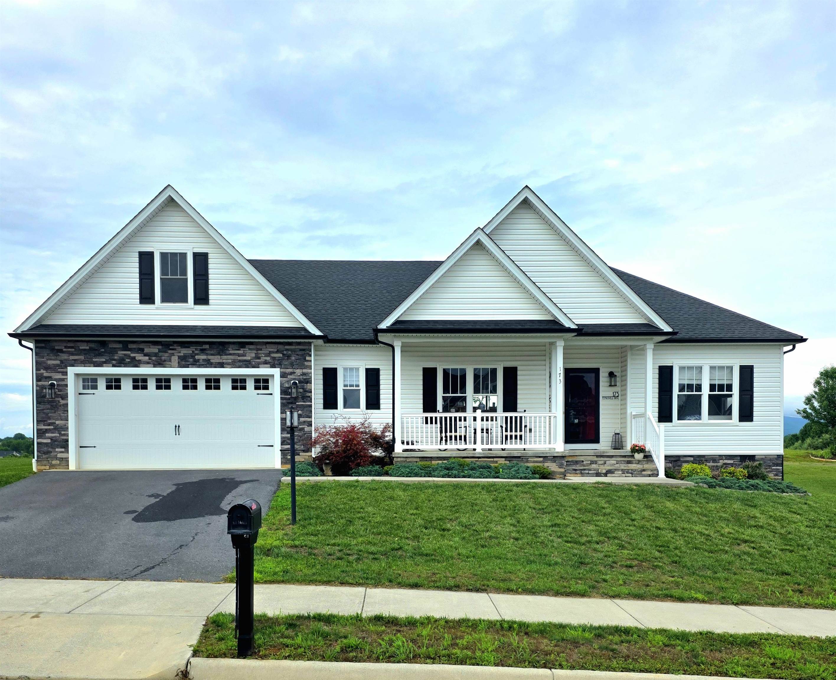 173 TOMASVILLE DR, Waynesboro, VA 22980