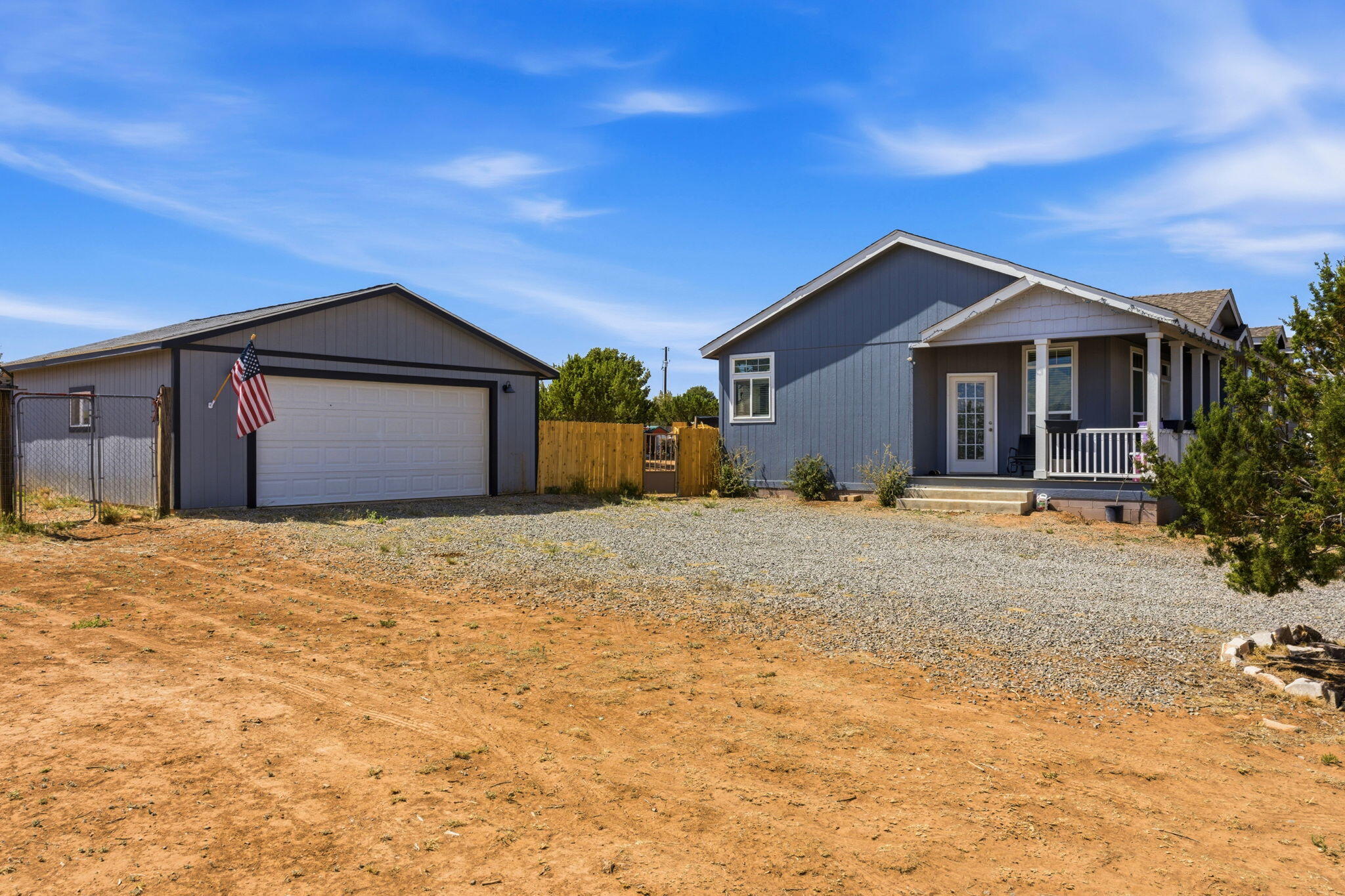 Manufactured home for sale at 4 High Vista Dr, Moriarty, NM 87035 | MLS# 1104247