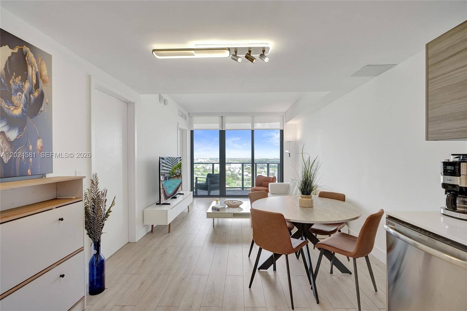Property photo # 0