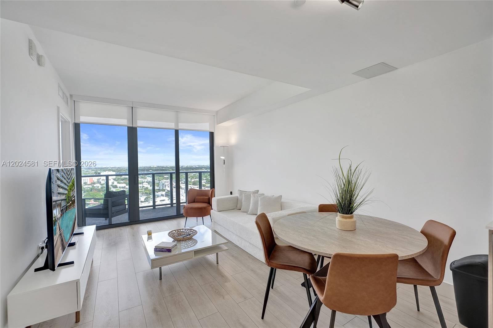 Property photo # 8
