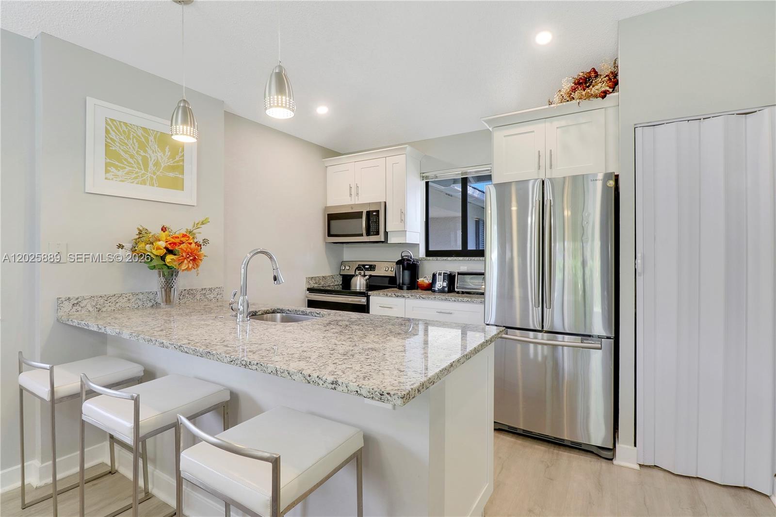 Property photo # 2