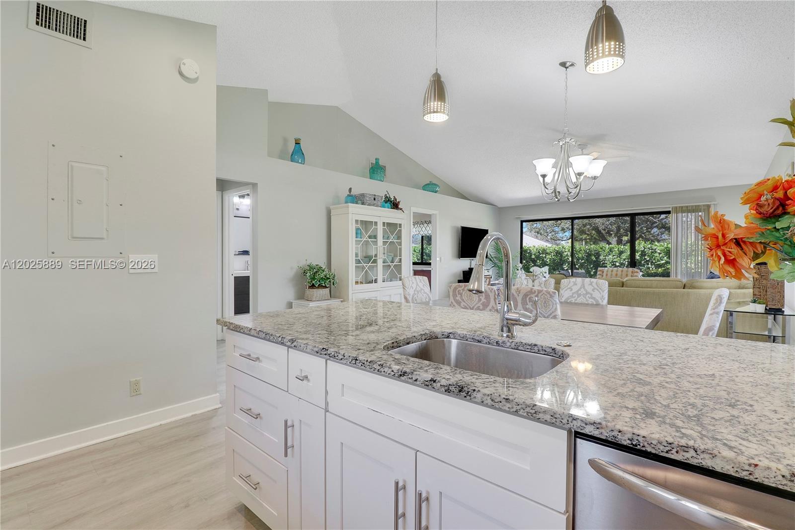 Property photo # 8