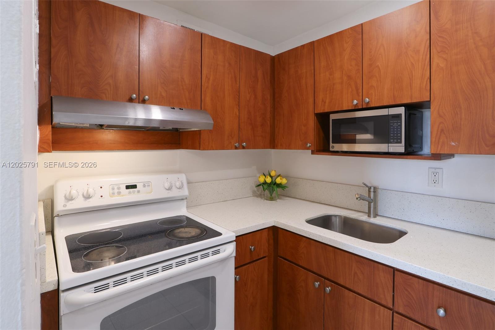 Property photo # 9
