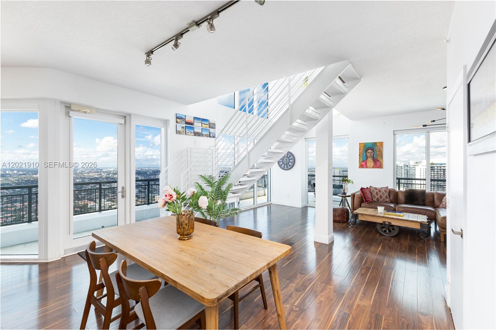Infinity At Brickell Cond