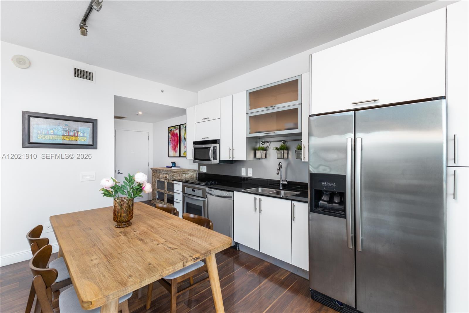 Property photo # 3